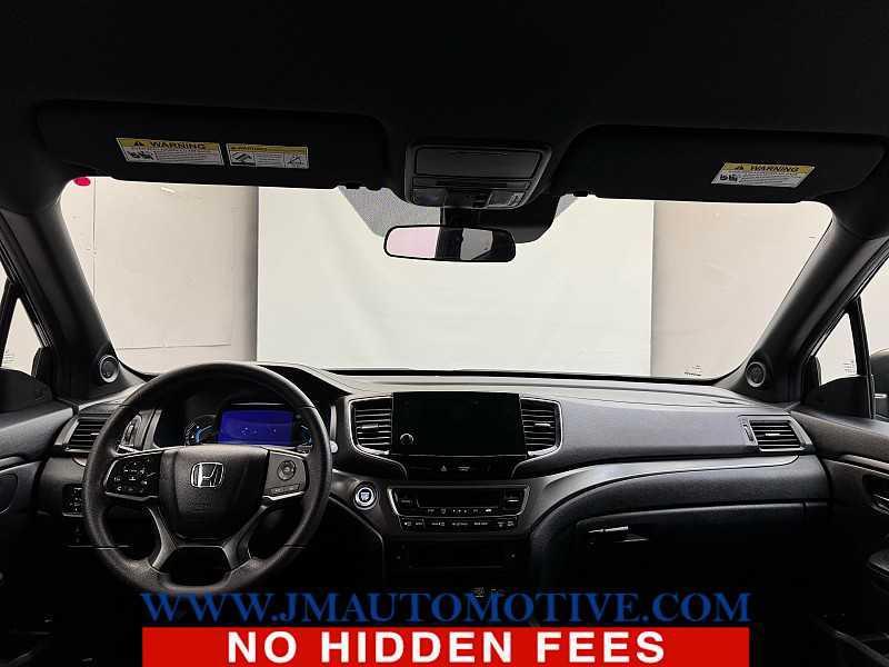 used 2022 Honda Pilot car, priced at $28,995