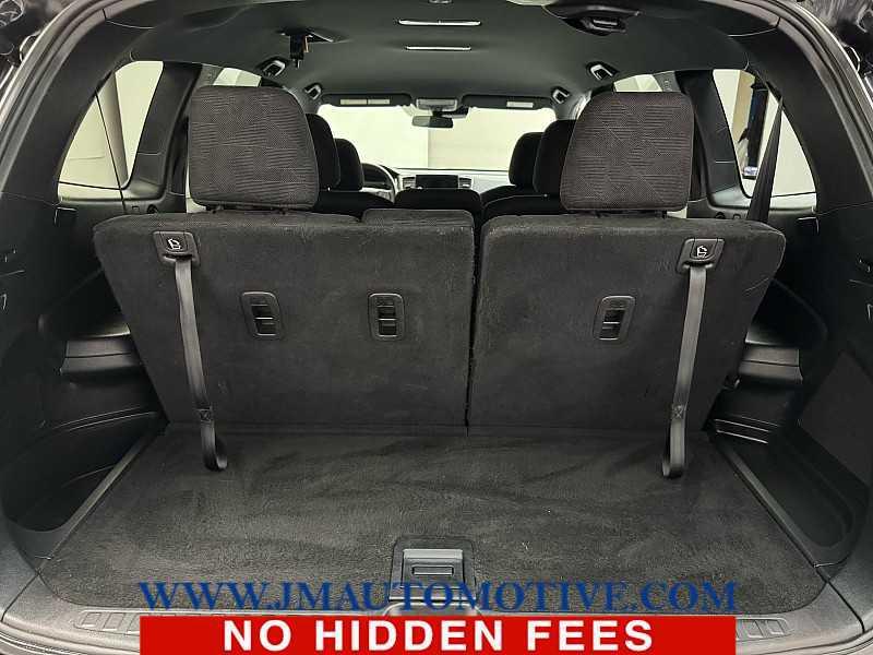used 2022 Honda Pilot car, priced at $28,995