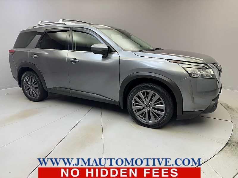 used 2022 Nissan Pathfinder car, priced at $29,995