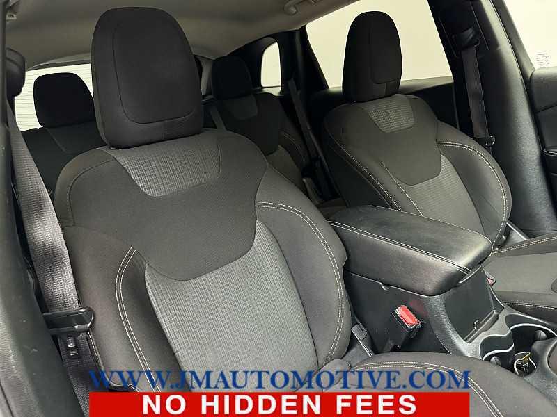 used 2016 Jeep Cherokee car, priced at $12,995