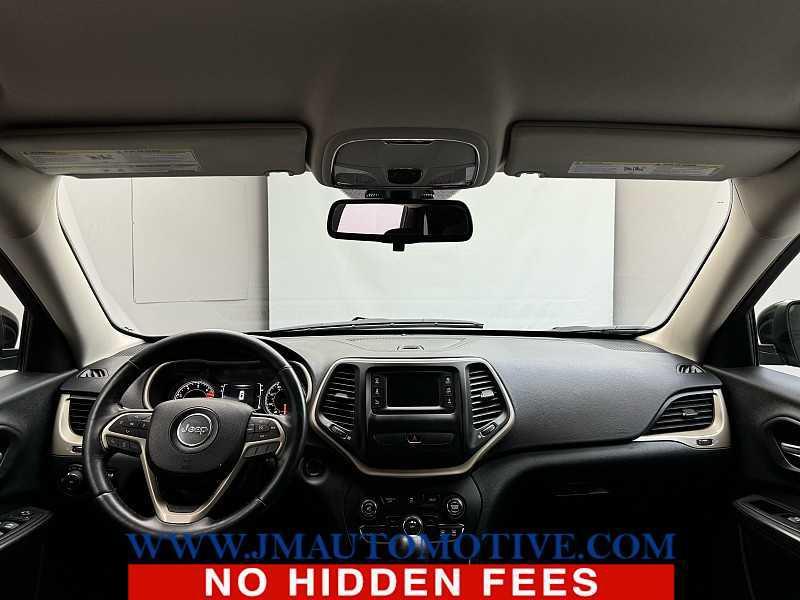 used 2016 Jeep Cherokee car, priced at $12,995