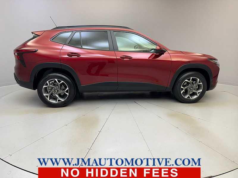 used 2024 Chevrolet Trax car, priced at $20,995