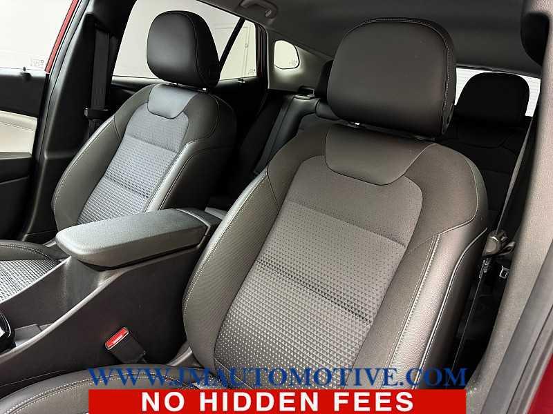 used 2024 Chevrolet Trax car, priced at $20,995