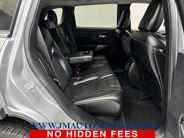 used 2019 Jeep Cherokee car, priced at $17,995