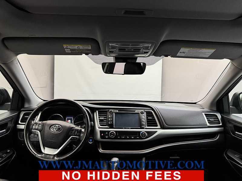 used 2018 Toyota Highlander car, priced at $21,995