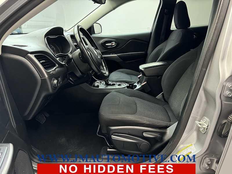 used 2020 Jeep Cherokee car, priced at $14,995