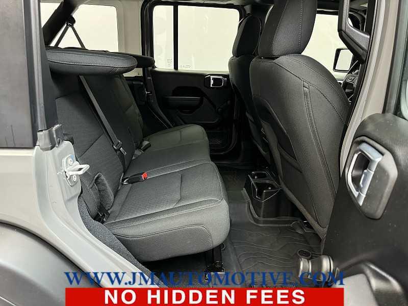 used 2022 Jeep Wrangler Unlimited car, priced at $27,995