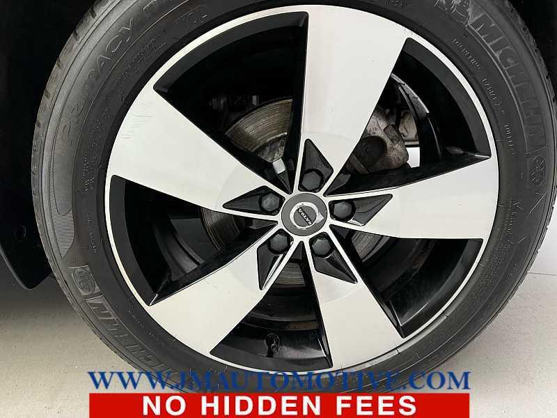 used 2019 Volvo XC40 car, priced at $22,995