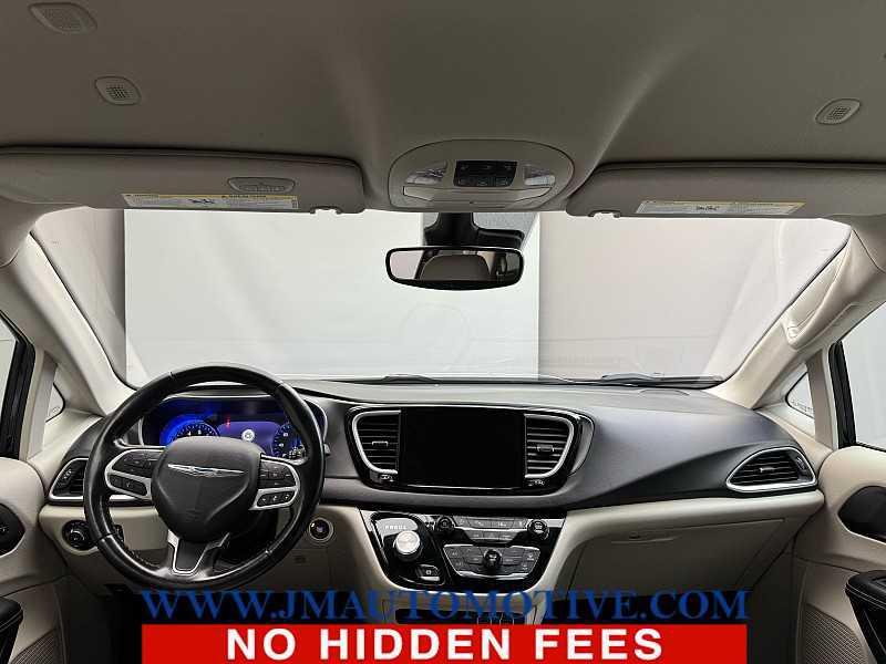 used 2021 Chrysler Pacifica car, priced at $20,995