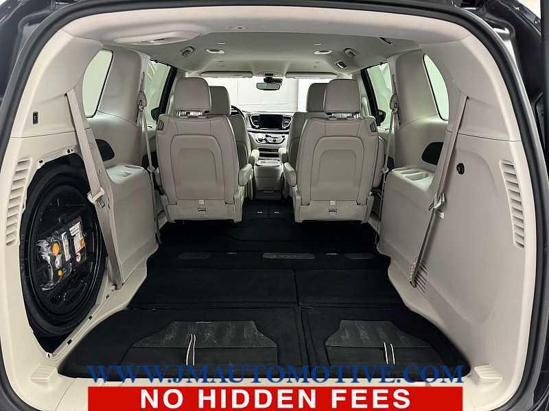 used 2021 Chrysler Pacifica car, priced at $20,995