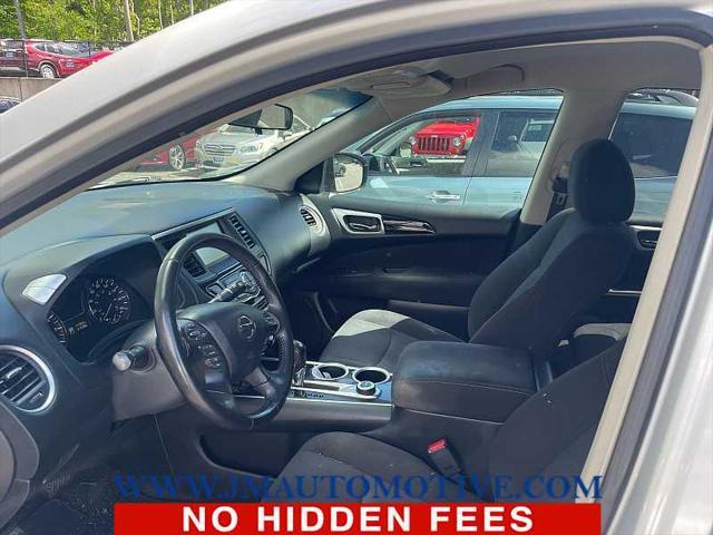 used 2014 Nissan Pathfinder car, priced at $11,995