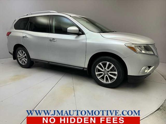 used 2014 Nissan Pathfinder car, priced at $11,995