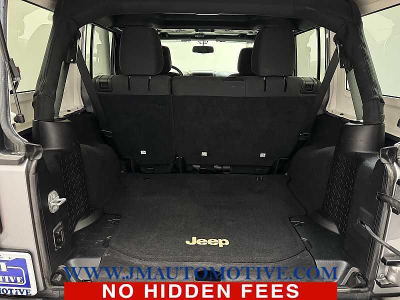 used 2015 Jeep Wrangler Unlimited car, priced at $18,995