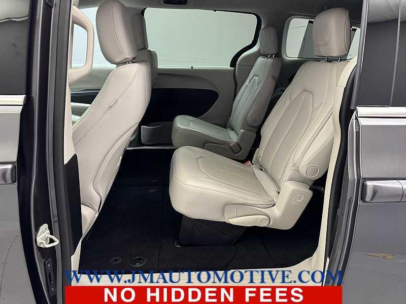 used 2021 Chrysler Pacifica car, priced at $36,995