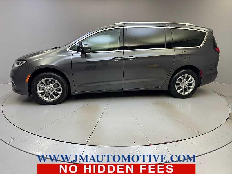 used 2021 Chrysler Pacifica car, priced at $36,995