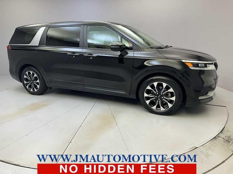 used 2022 Kia Carnival car, priced at $33,995