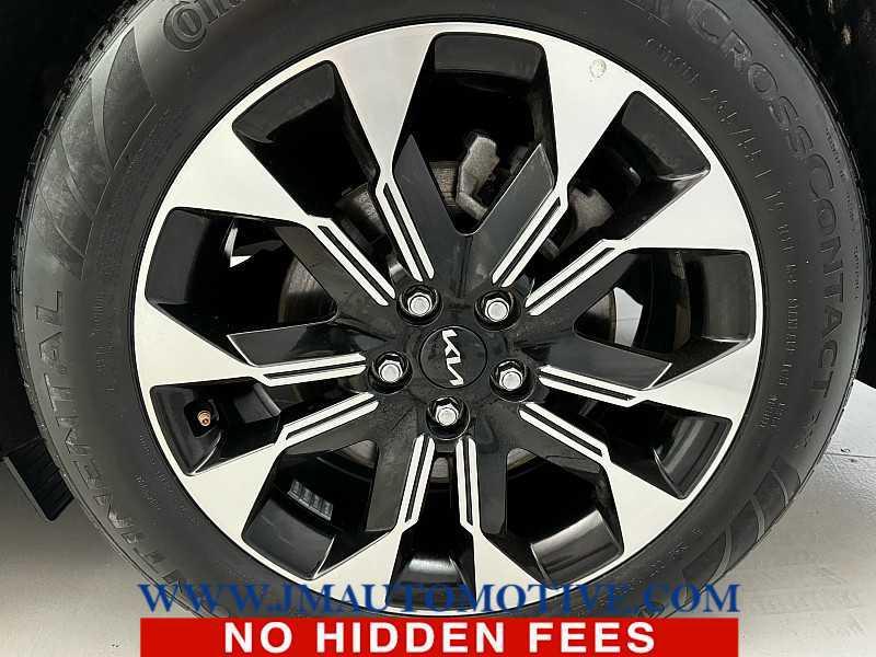 used 2022 Kia Carnival car, priced at $33,995