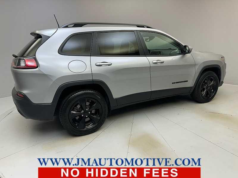 used 2019 Jeep Cherokee car, priced at $10,995