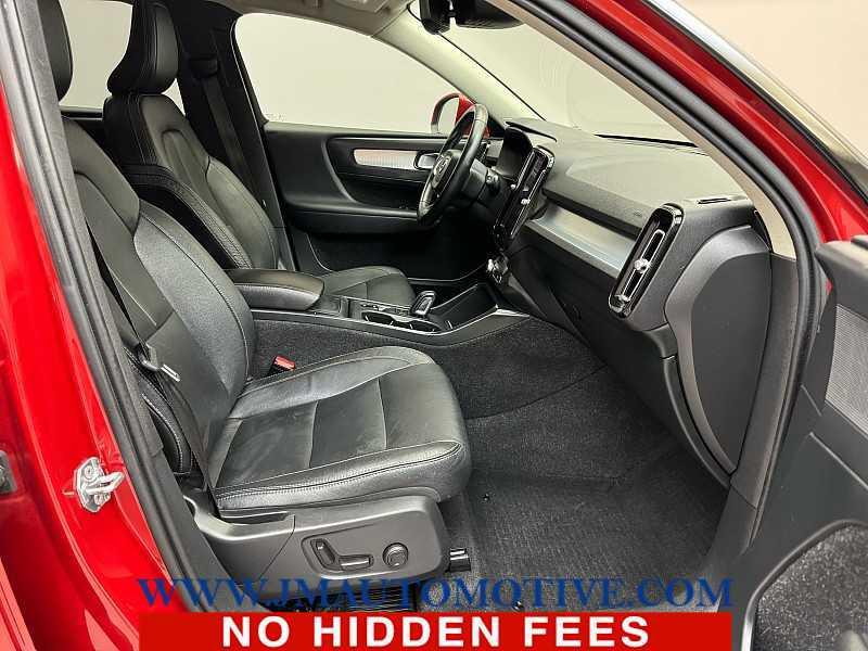 used 2019 Volvo XC40 car, priced at $22,995
