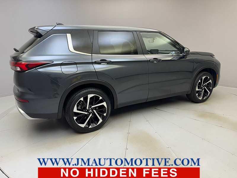 used 2024 Mitsubishi Outlander car, priced at $24,995