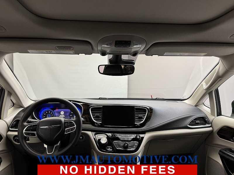 used 2023 Chrysler Pacifica car, priced at $25,995