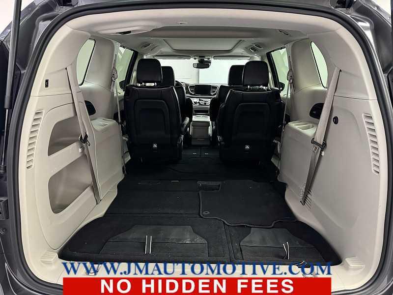 used 2023 Chrysler Pacifica car, priced at $25,995