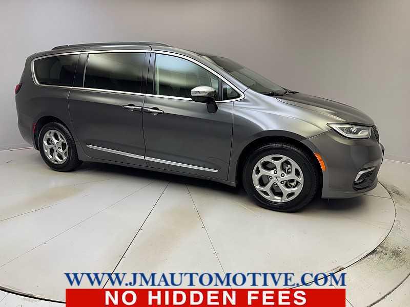 used 2023 Chrysler Pacifica car, priced at $25,995
