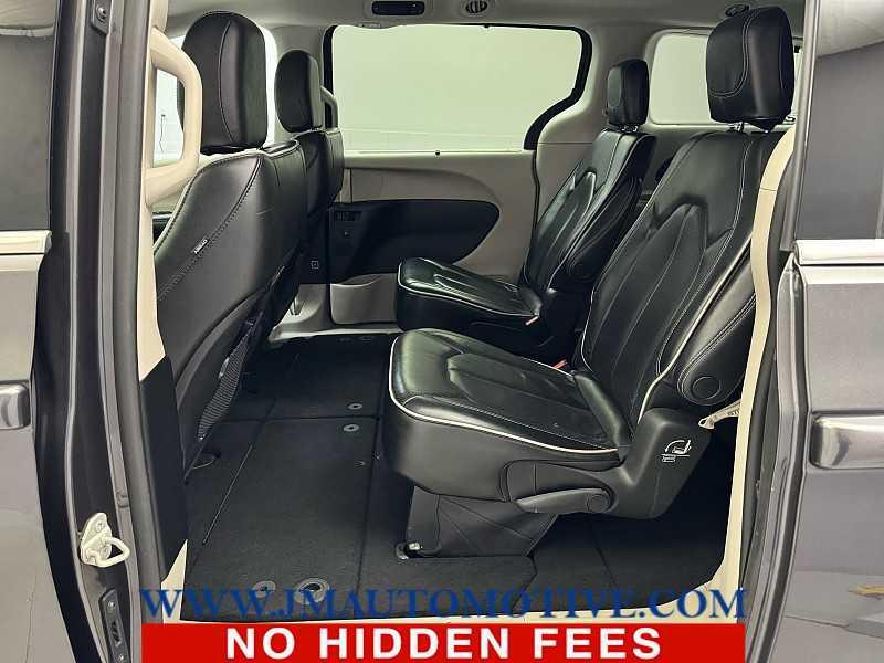 used 2023 Chrysler Pacifica car, priced at $25,995