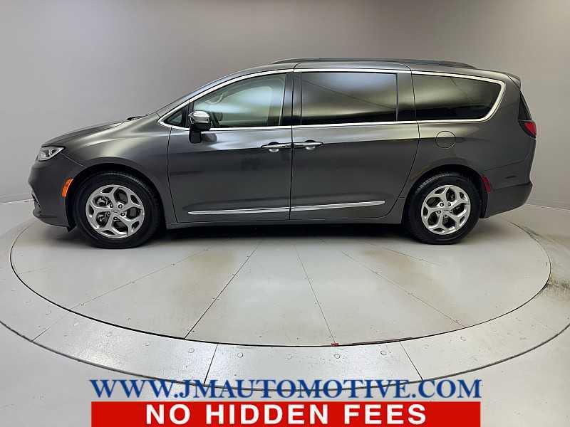 used 2023 Chrysler Pacifica car, priced at $25,995