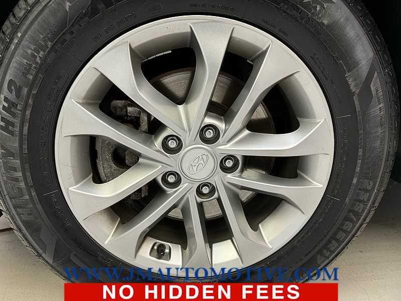 used 2020 Hyundai Santa Fe car, priced at $19,995
