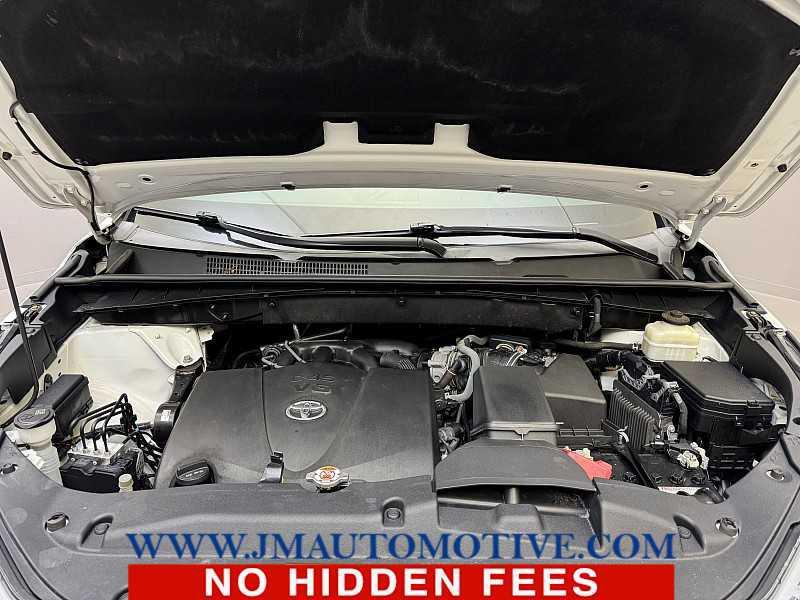 used 2017 Toyota Highlander car, priced at $26,995