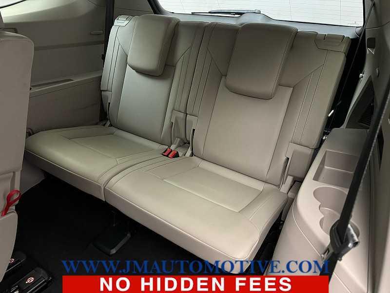 used 2019 Volkswagen Atlas car, priced at $17,995