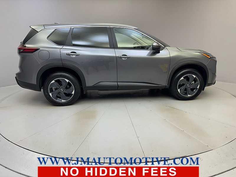 used 2024 Nissan Rogue car, priced at $21,995