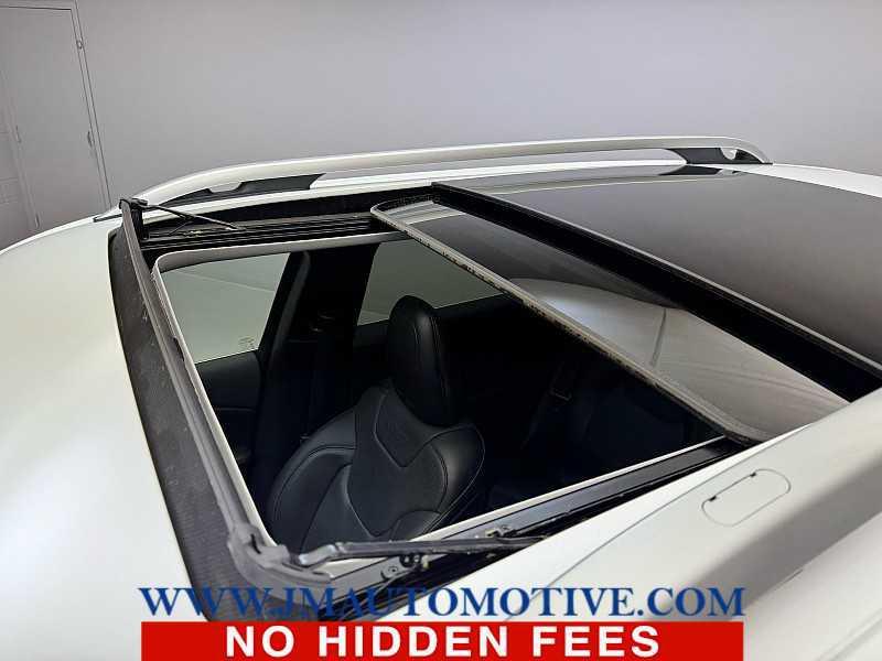 used 2019 Jeep Cherokee car, priced at $16,995