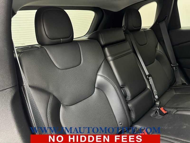 used 2019 Jeep Cherokee car, priced at $16,995