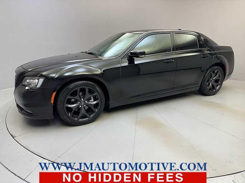 used 2022 Chrysler 300 car, priced at $26,995