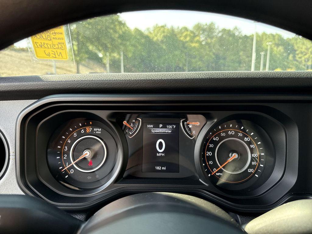 new 2025 Jeep Gladiator car, priced at $37,294