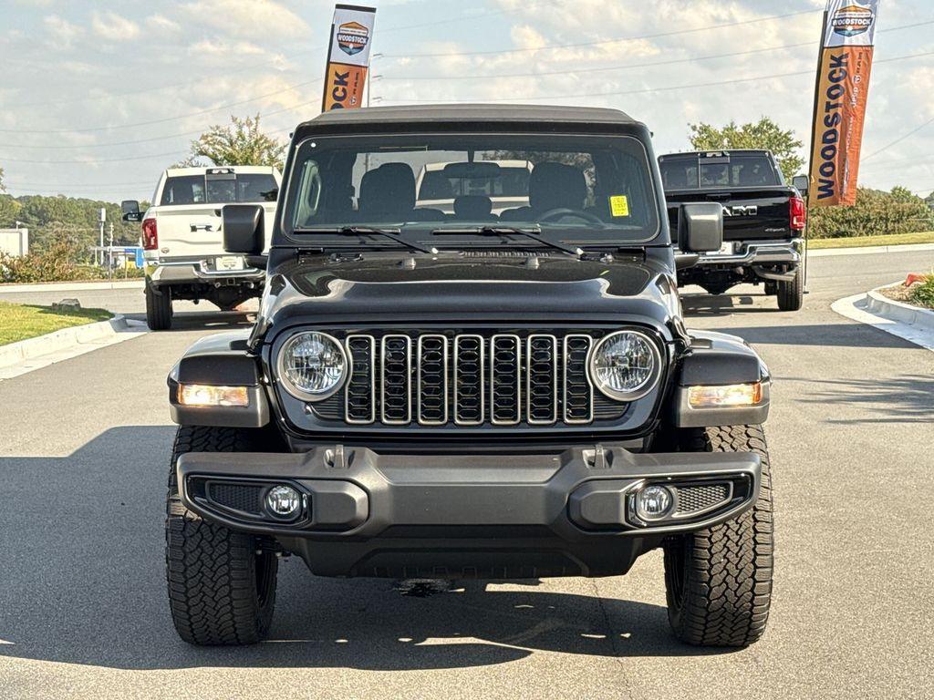 new 2025 Jeep Gladiator car, priced at $37,294