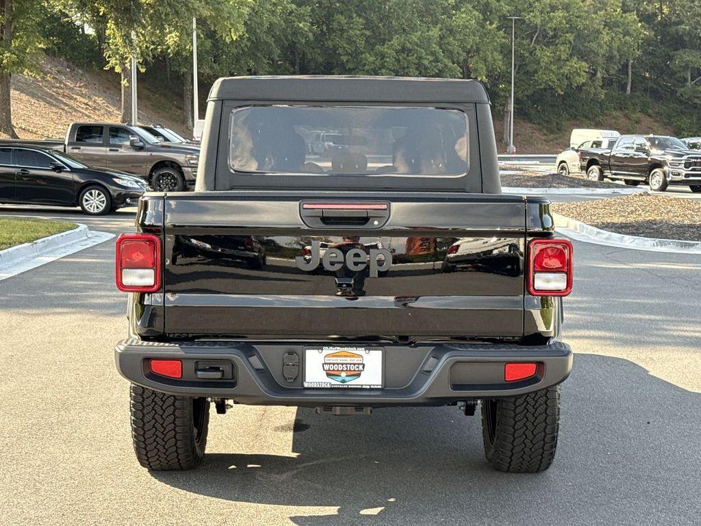 new 2025 Jeep Gladiator car, priced at $37,294