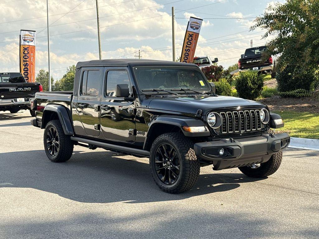 new 2025 Jeep Gladiator car, priced at $37,294