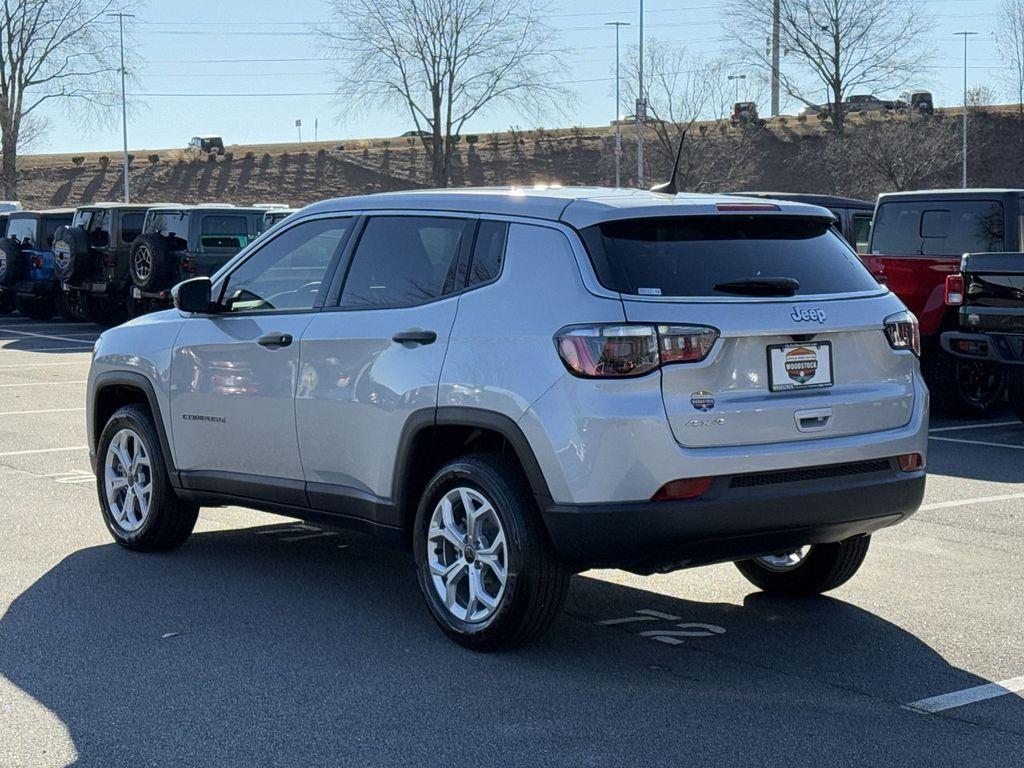 new 2025 Jeep Compass car, priced at $25,879