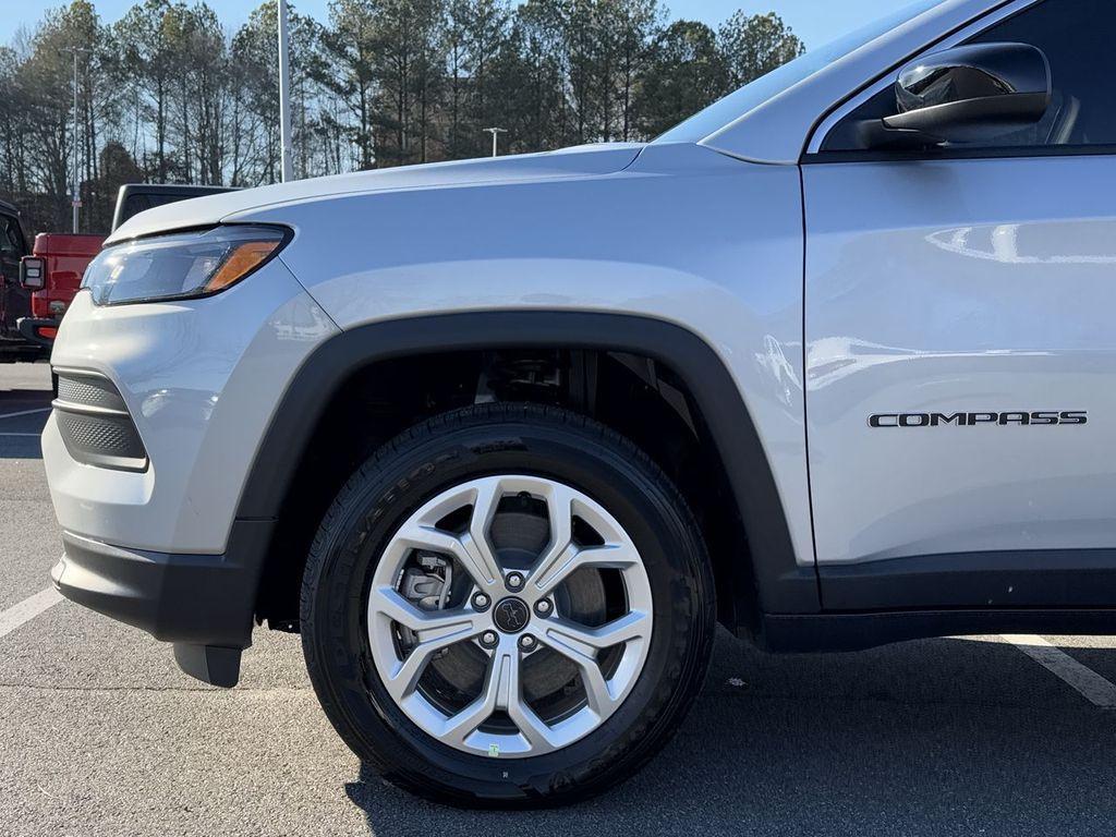 new 2025 Jeep Compass car, priced at $25,879