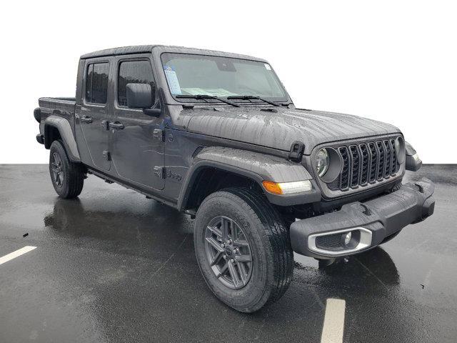 new 2024 Jeep Gladiator car, priced at $44,620