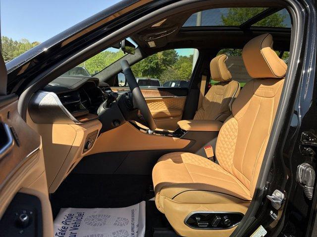 new 2025 Jeep Grand Cherokee L car, priced at $68,296