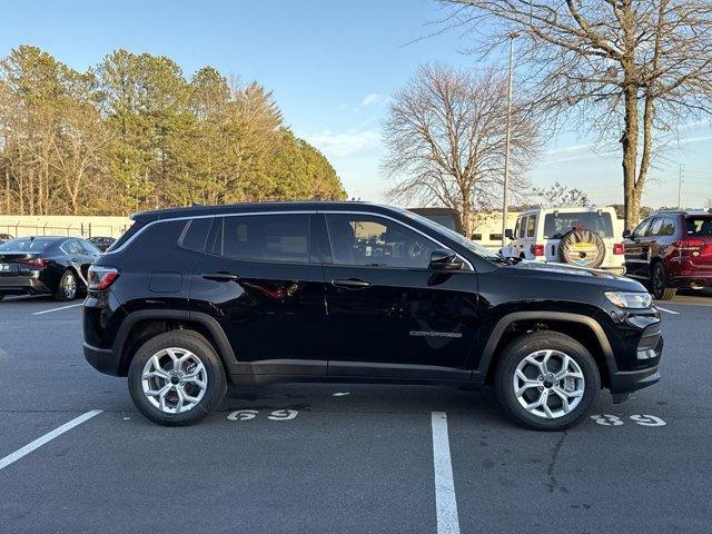 new 2025 Jeep Compass car, priced at $25,090