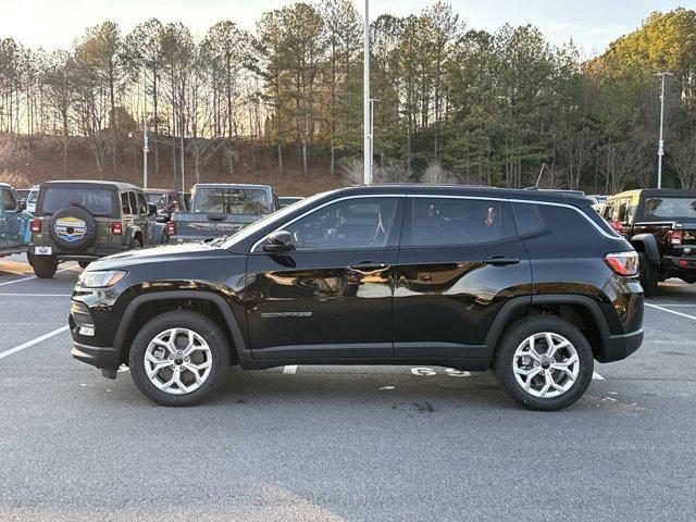 new 2025 Jeep Compass car, priced at $25,090