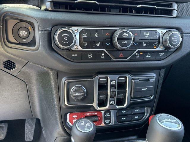 new 2025 Jeep Gladiator car, priced at $55,605