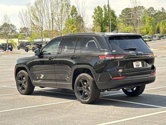 new 2025 Jeep Grand Cherokee car, priced at $44,370