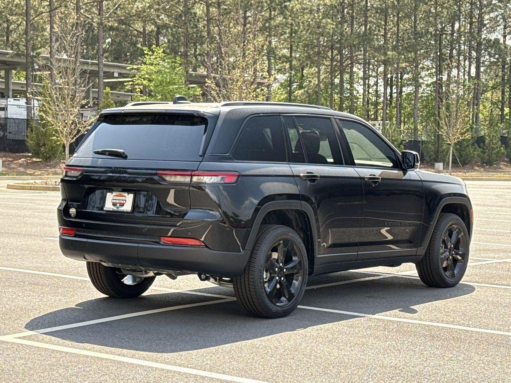 new 2025 Jeep Grand Cherokee car, priced at $42,709