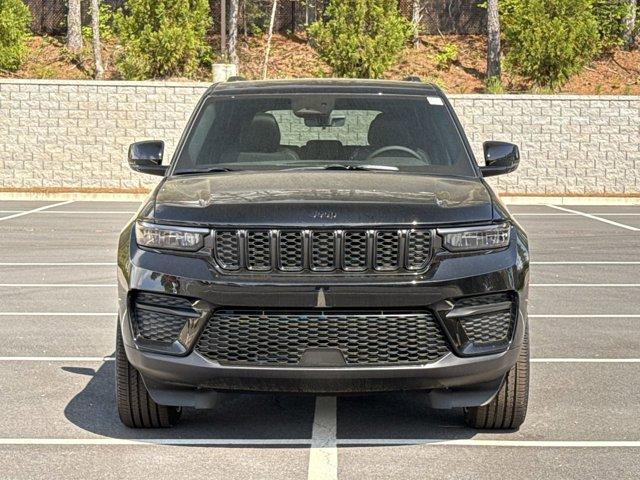 new 2025 Jeep Grand Cherokee car, priced at $44,370